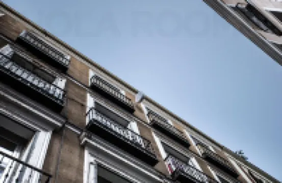 홀라 룸스 라바피에스 주변 호텔