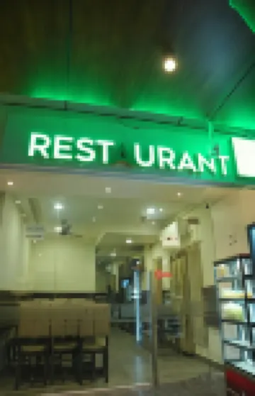 KVP Golden Inn 蒂魯伯蒂酒店