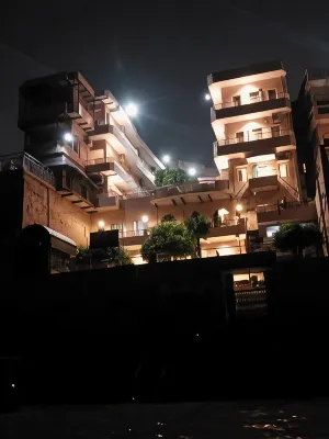 Hotel Alka Hotels in Domari