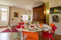 Manoir d'Orbé Hotels in Antoigne