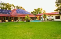 A Cherry Lane Self Catering and B&B - Pet Friendly