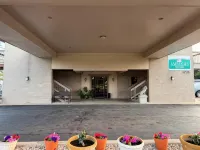 America's Best Inn & Suites Eureka Hotels in Eureka