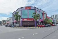 OYO 880 Hotel Purple Town Hotels in Pancang Bedena