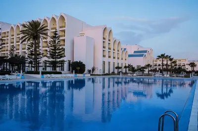Amir Palace Hotels near Onas Frina