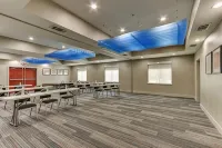 Holiday Inn Express & Suites Weatherford by IHG