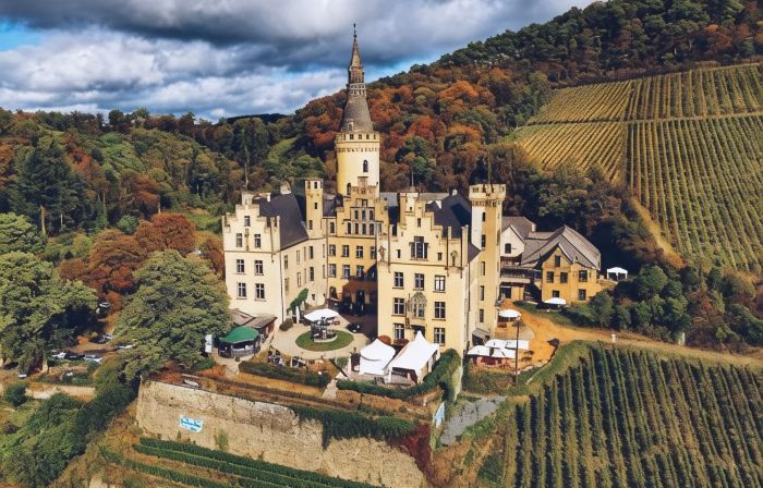 Schloss Arenfels