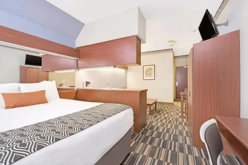 Microtel Inn & Suites by Wyndham Urbandale/Des Moines Hotels in Urbandale