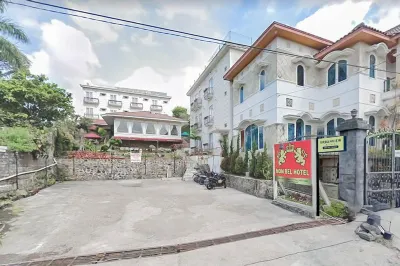 Urbanview Hotel Mon Bel Cibodas by RedDoorz Hotel dekat Taman Nasional Gunung Gede Pangrango