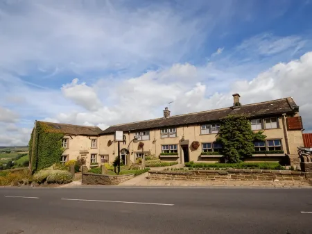 The Fleece Inn at Barkisland Отели в г. Сауэрби Бридж