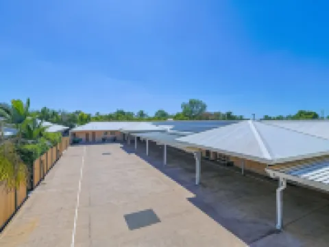 เอเมอรัลด์ เซ็นทรัล ปาล์มสโมเทล โรงแรมในเอเมอรัลด์