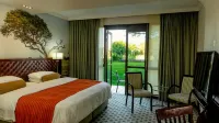 Phakalane Golf Estate Hotel & Convention Centre Hotels in Kopong