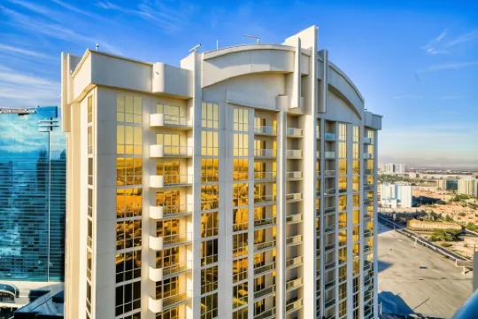 Jet Luxury at the Signature Condo Hotel