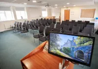 The Management Centre Hotel a Llandygai