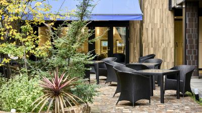 庭 ホテルソビアル大阪 ドーム前の写真