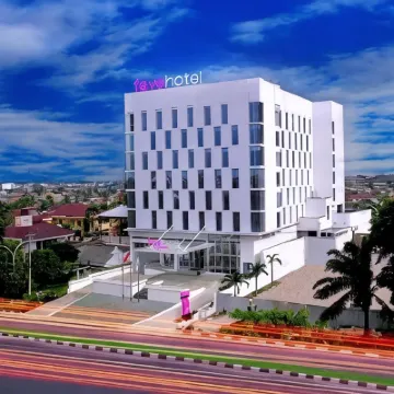 fave+ hotel Palembang Hotel dekat JM Kenten