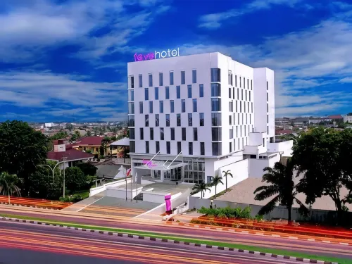 fave+ hotel Palembang
