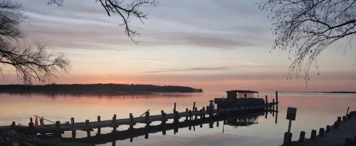 Wheel House 3 이슬 호텔