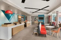 Avid Hotel Staunton