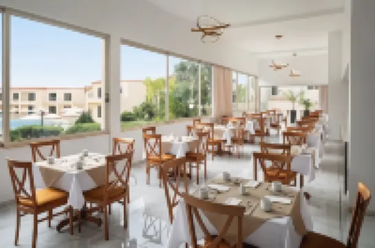 Ramada Hotel & Suites by Wyndham Ayia Napa