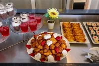 Oasis Hotel - breakfast