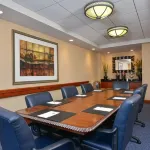 Hampton Inn Farmville Отели в г. Принс-Эдвард