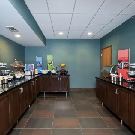 Hampton Inn Grand Rapids-South Отели рядом с достопримечательностью «Парк Лемери»