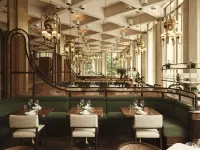 ザ チャンセリー ローズウッド