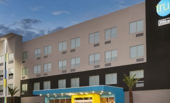 Tru by Hilton Lake Charles