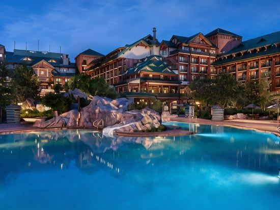 Disney's Yacht Club Resort