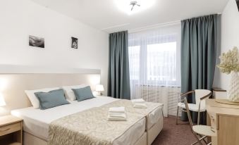 Simple Bon Voyage Hotel