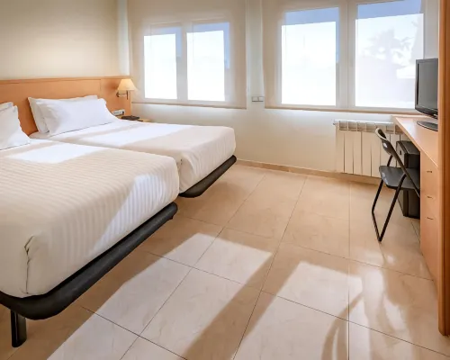 Apartamentos Playa de Castelldefels Hotele w: Castelldefels