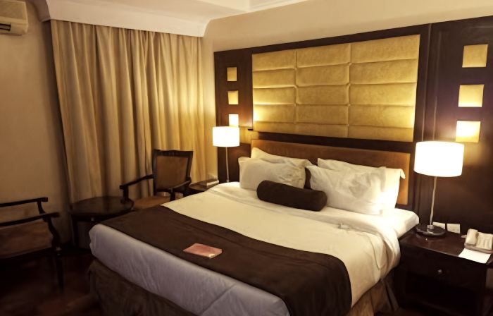 Owu Crown Hotel - Regular