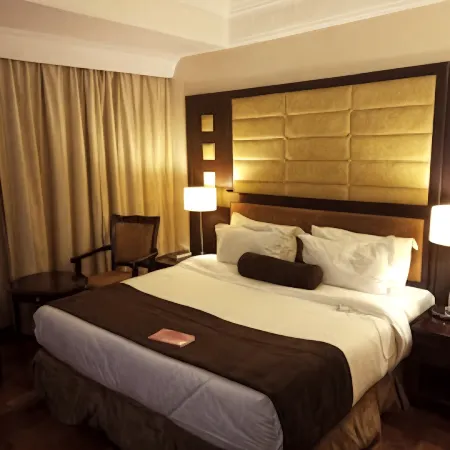 Owu Crown Hotel - Guest Room