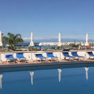Hotel Panoramic Hotels near Lido Beach Bonday