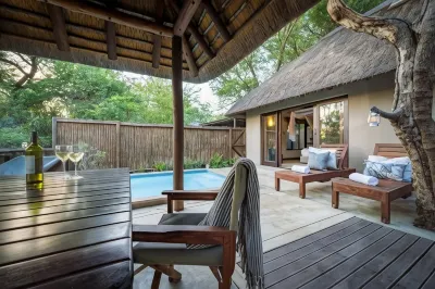 Raptors Lodge Hotels in 