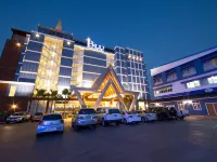 Blu Hotel Отели рядом с достопримечательностью «Река Меконг»