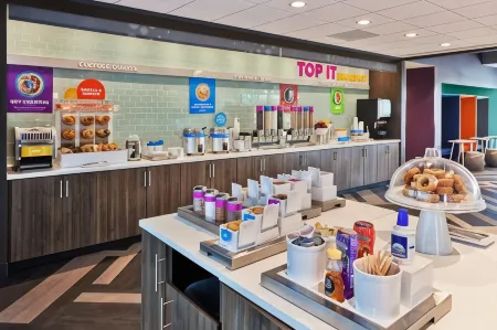 Tru by Hilton Auburn