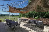 Logis Hôtel la Bastide des Monges