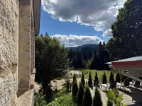 Maiers Hotel - Mountain view