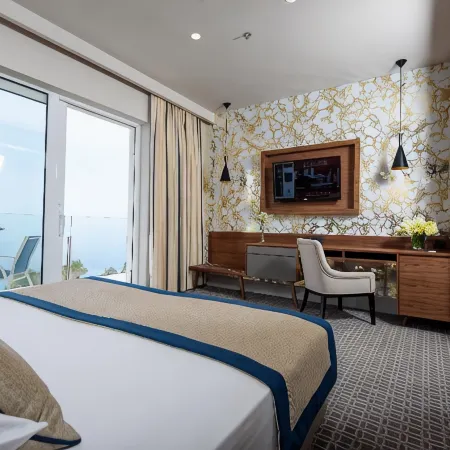 Royal Neptun Hotel