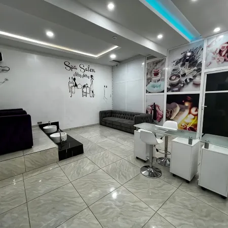 247 Luxury Hotel & Apartment Ajah