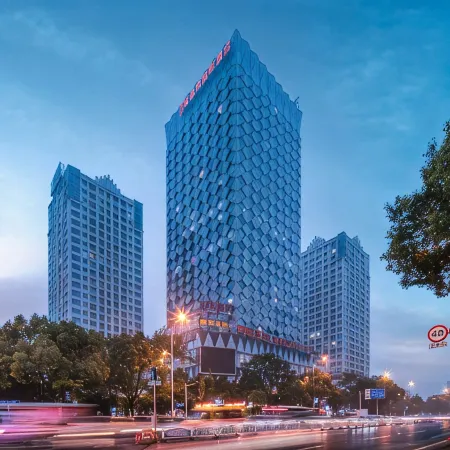 Vienna International Hotel (Yuhou Street, Qingnian Avenue, Chenzhou，Hunan)