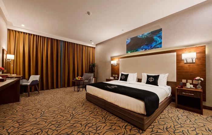 Sunday Emerald Hotel