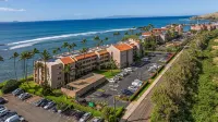 Paradise in Stunning Penthouse with A/C, parking, sleeps 6!Lauloa # 405