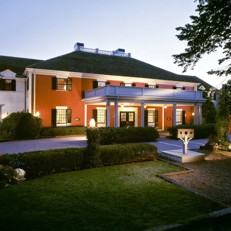 Dan'l Webster Inn and Spa
