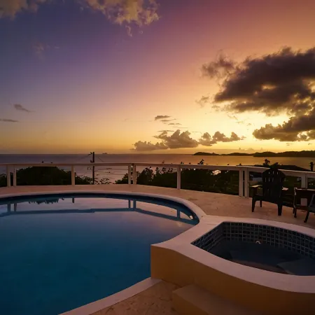 Home with panoramic views with access to private beach!