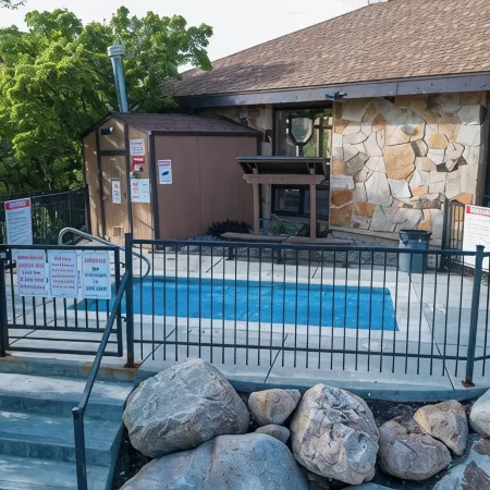 Mountain Adventure Getaway- Cozy 2-room condo in Eden with WiFi and washer/dryer