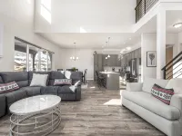 Modern Lake-View Escape in Hideout Near Park City Utah ワサッチのホテル
