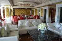 Platinum Han Palace International Hotel