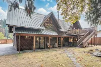 Creekside Retreat Near Olympic NP: Hot Tub, Sauna and Firepit